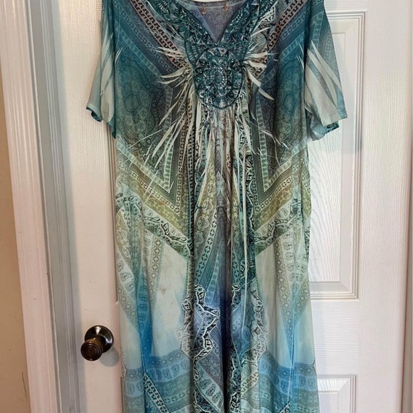 Women’s dress - Picture 7 of 8